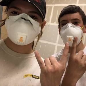 Meet your Posher, Claire